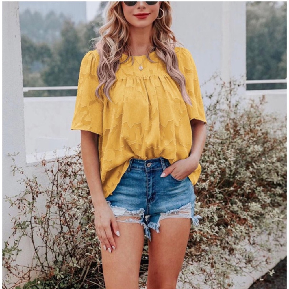 3x 👯‍♀️Host Pick⚡️Floral Lace Babydoll Top- Mustard Yellow